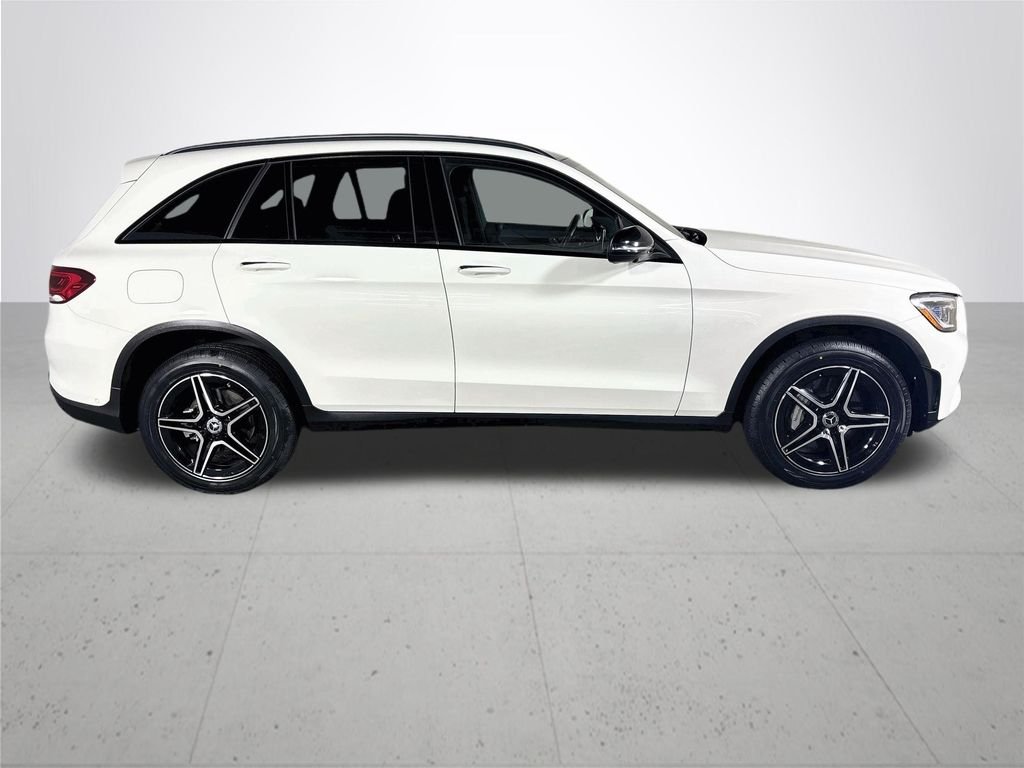 Used 2022 White Mercedes-Benz GLC 300 image 5