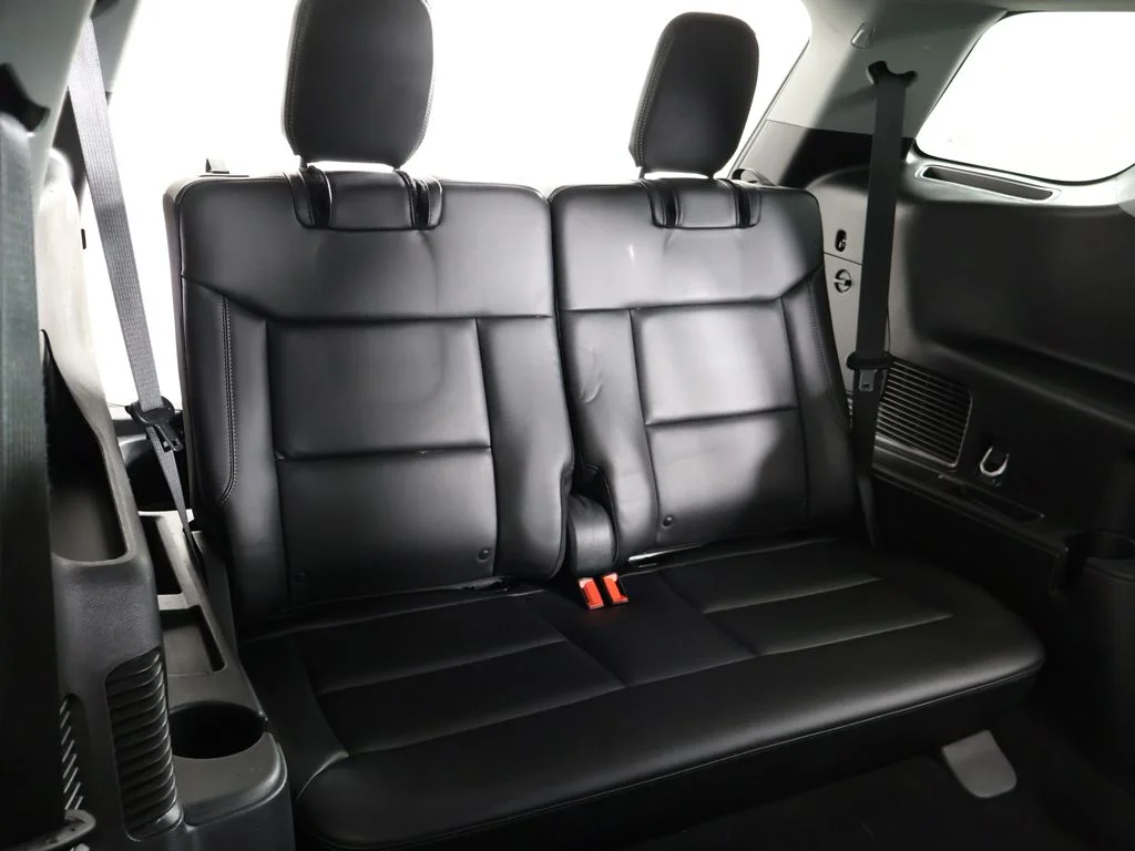 Used 2024 Blue Ford XLT image 32