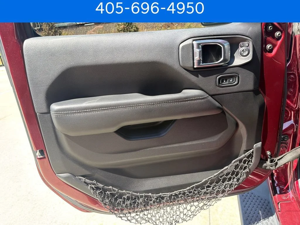 Pre-Owned 2022 Jeep Wrangler Unlimited Sahara Altitude