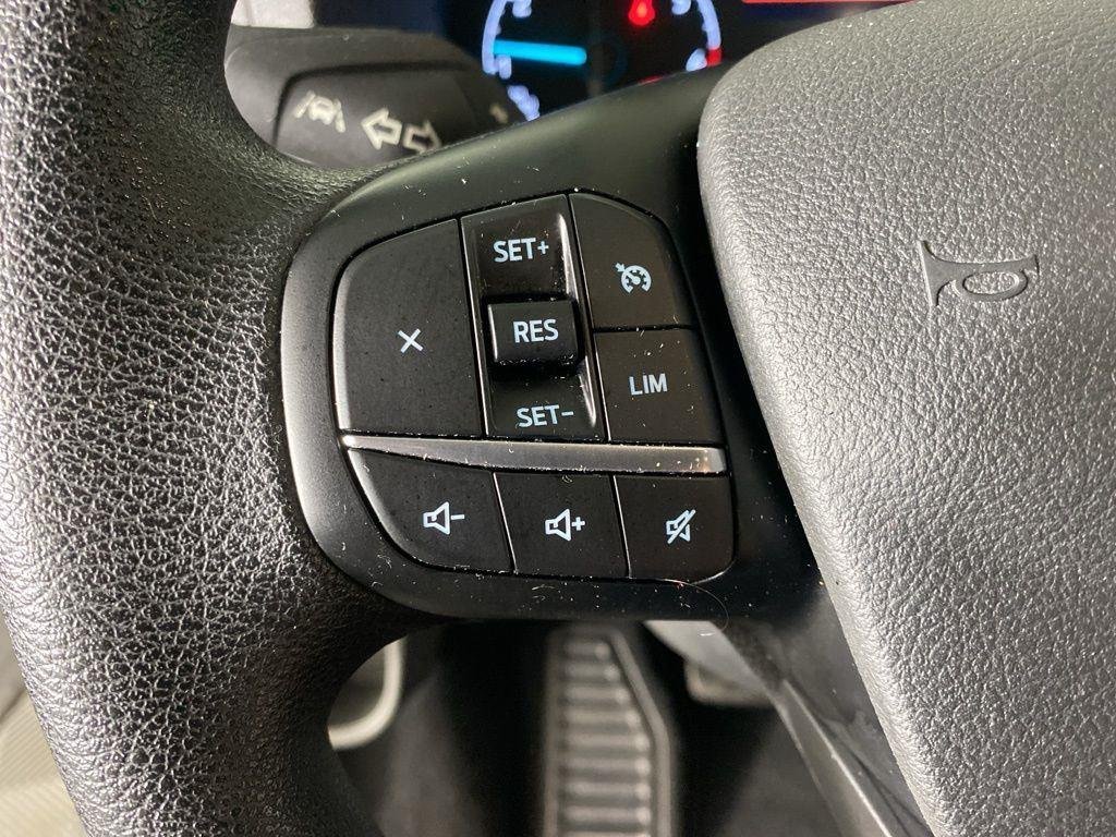 Used 2024 Oxford White Ford XLT image 16