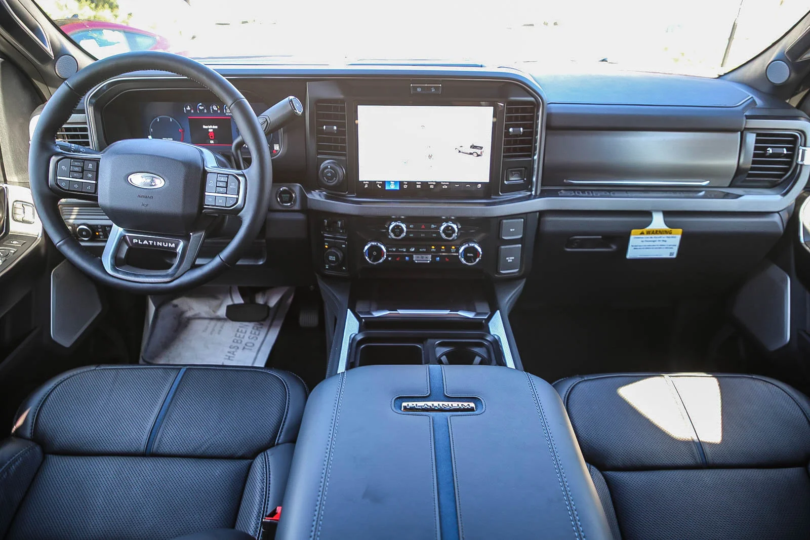 2026 Ford F-350 Super Duty Platinum - Photo 15