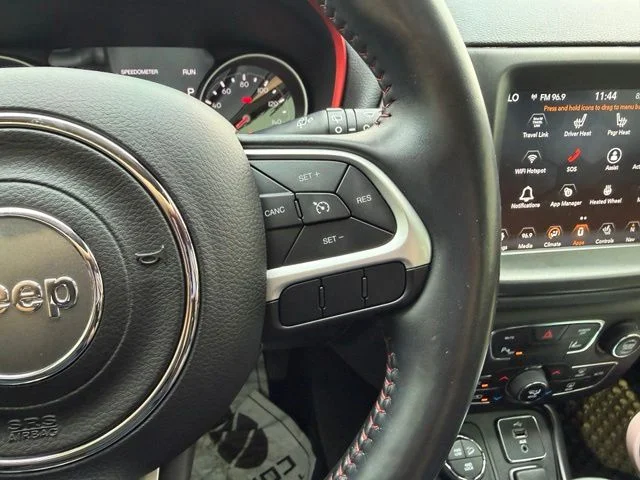 Used 2018 Spitfire Orange Clearcoat Jeep Trailhawk image 23