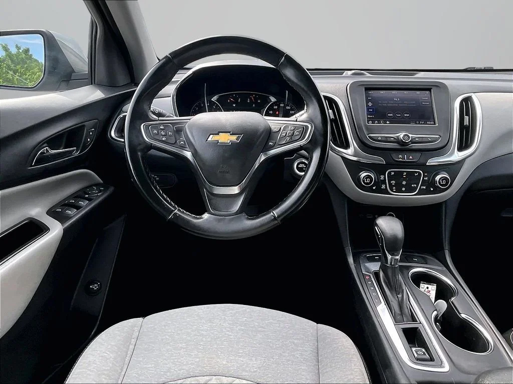 Used 2024 Gray Chevrolet LT image 6