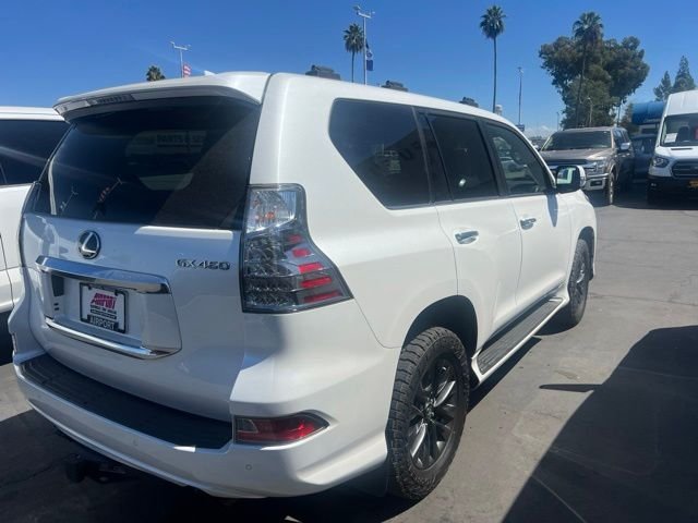 Used 2023 White Lexus 460 image 9