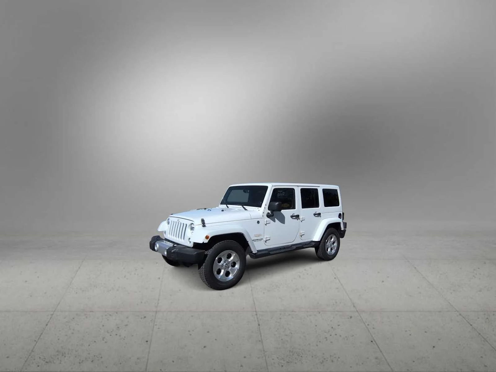 Used 2014 Bright White Clearcoat Jeep Sahara image 4