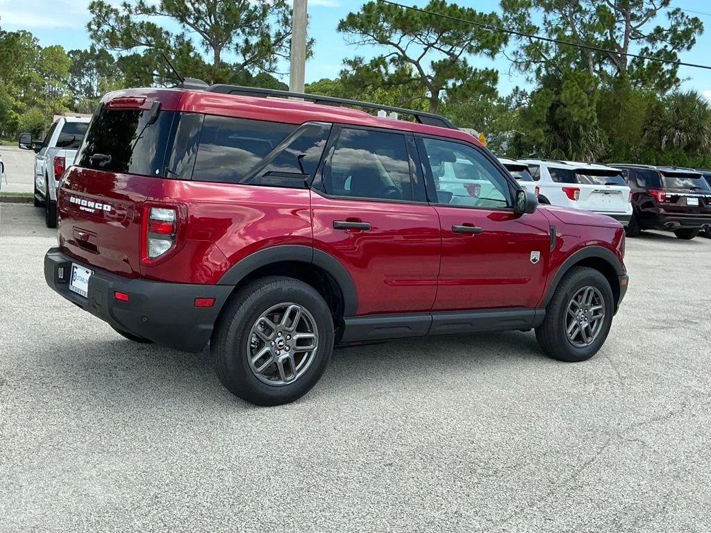 Used 2025 Red Ford Big Bend image 11