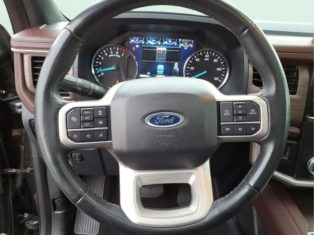 Used 2024 Gray Ford Limited image 25