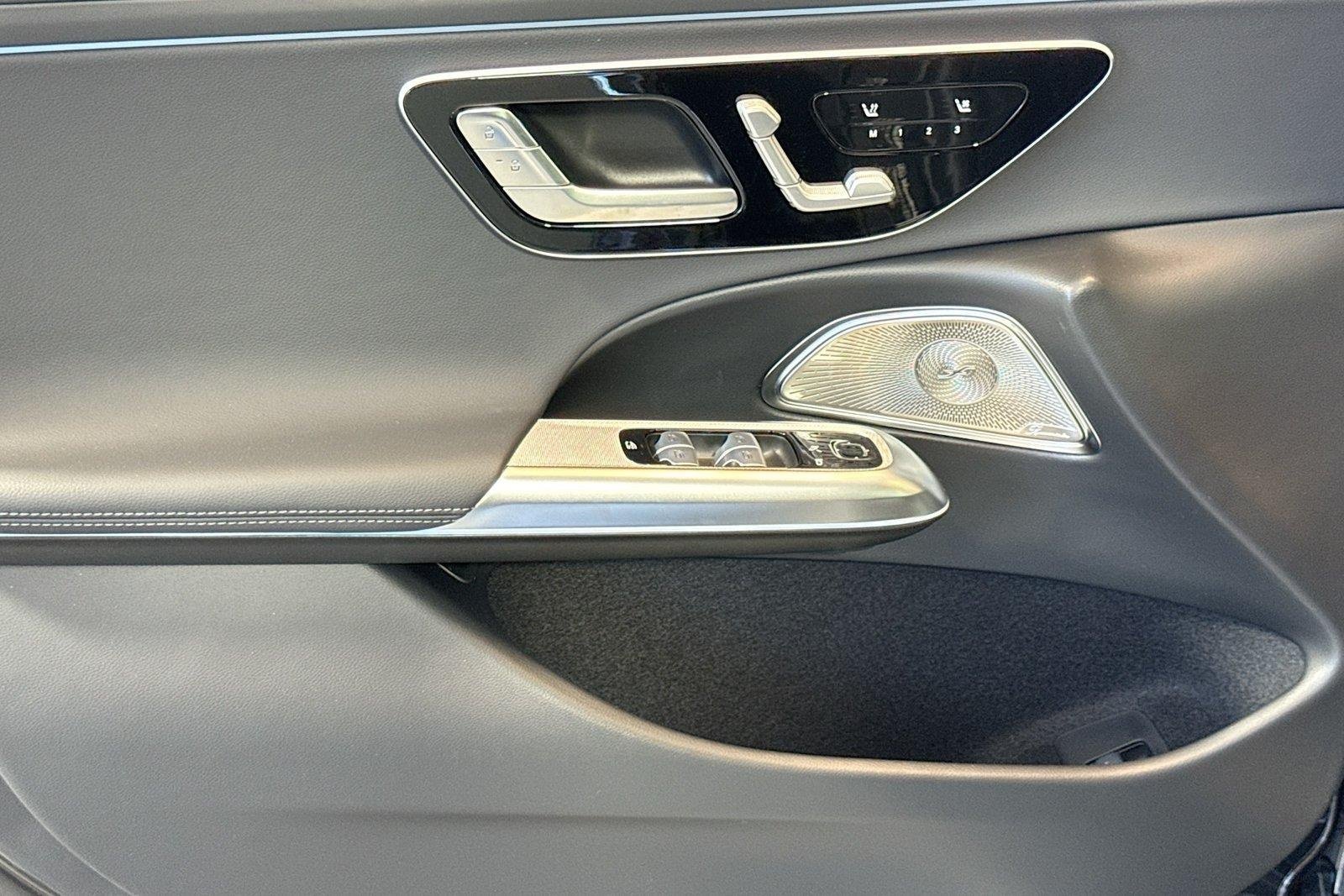 New 2026 Graphite Grey Metallic Mercedes-Benz E 350 image 15