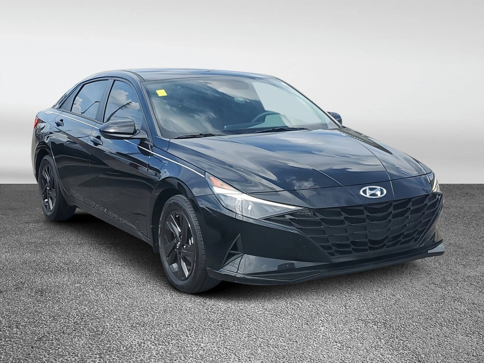 Used 2021 Phantom Black Hyundai Blue image 1