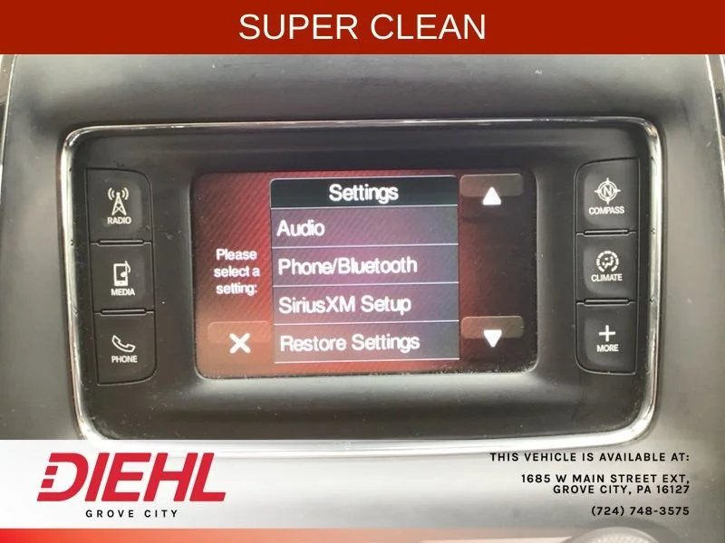 Used 2015 Red Dodge SXT image 31
