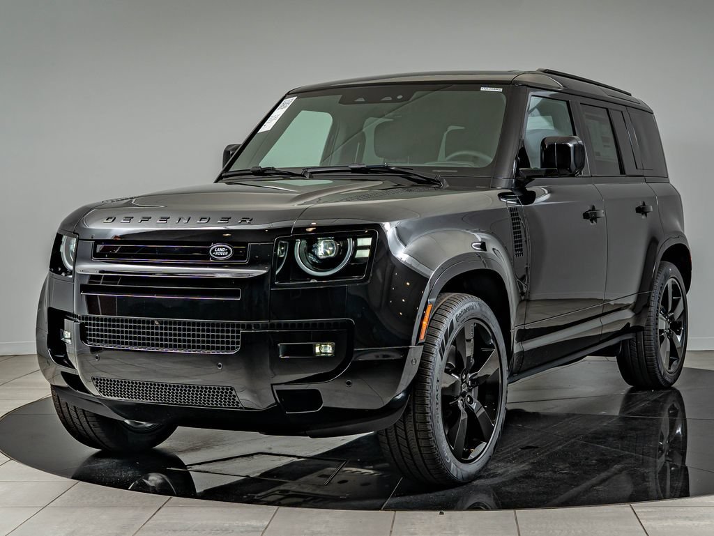 New 2026 Santorini Black Land Rover X-Dynamic SE image 1