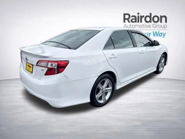 Used 2012 Super White Toyota L image 7