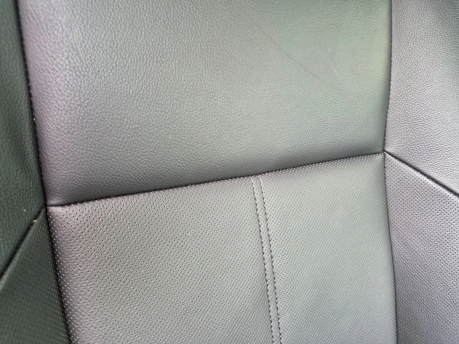 Used 2026 Fuji White Land Rover S image 14