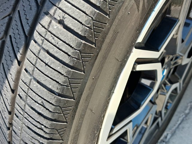 Used 2025 Silver BMW xDrive28i image 29