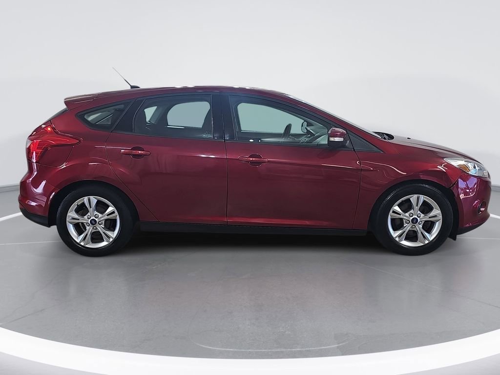 Used 2014 Ford Focus SE with VIN 1FADP3K23EL107892 for sale in Westland, MI