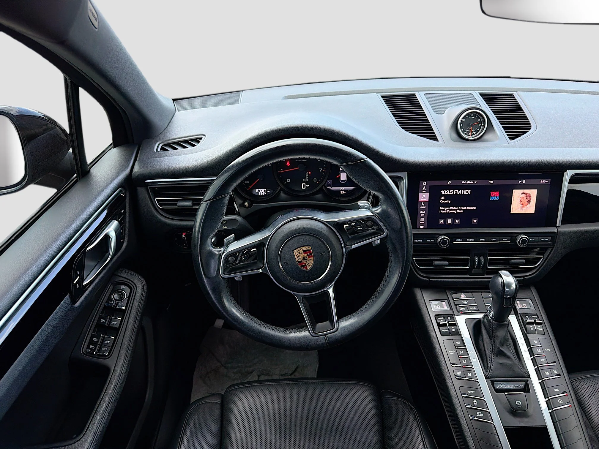 Used 2019 Jet Black Metallic Porsche Base image 17