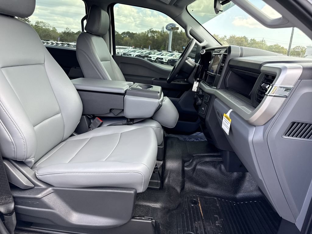 2025 Ford F-250 Super Duty XL - Photo 36