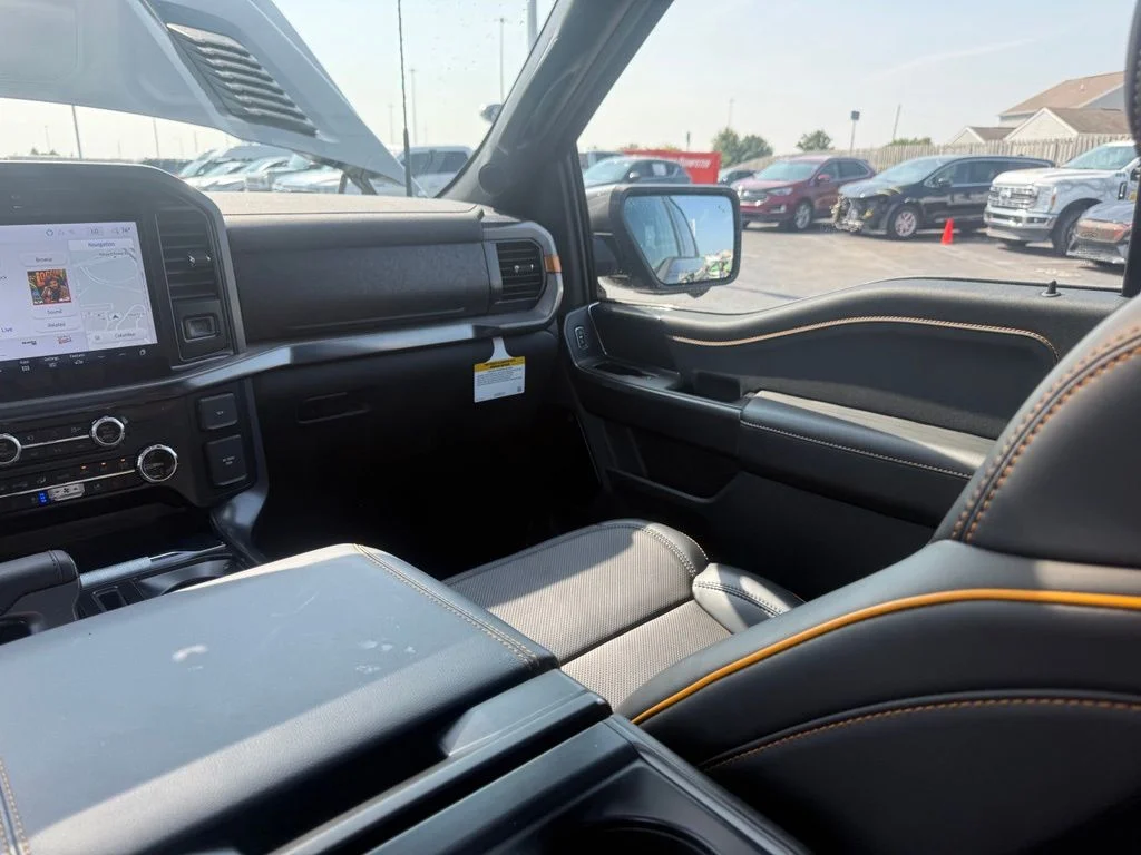 New 2026 Carbonized Gray Metallic Ford Tremor® image 51