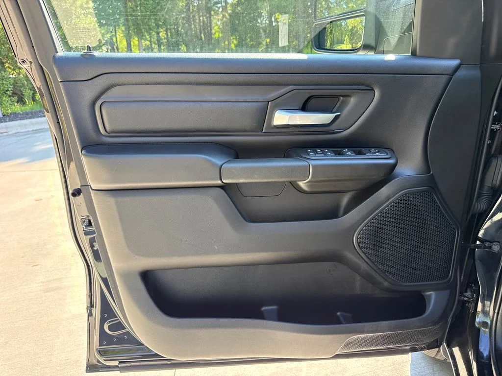 2026 RAM Ram 1500 Pickup Express - Photo 13