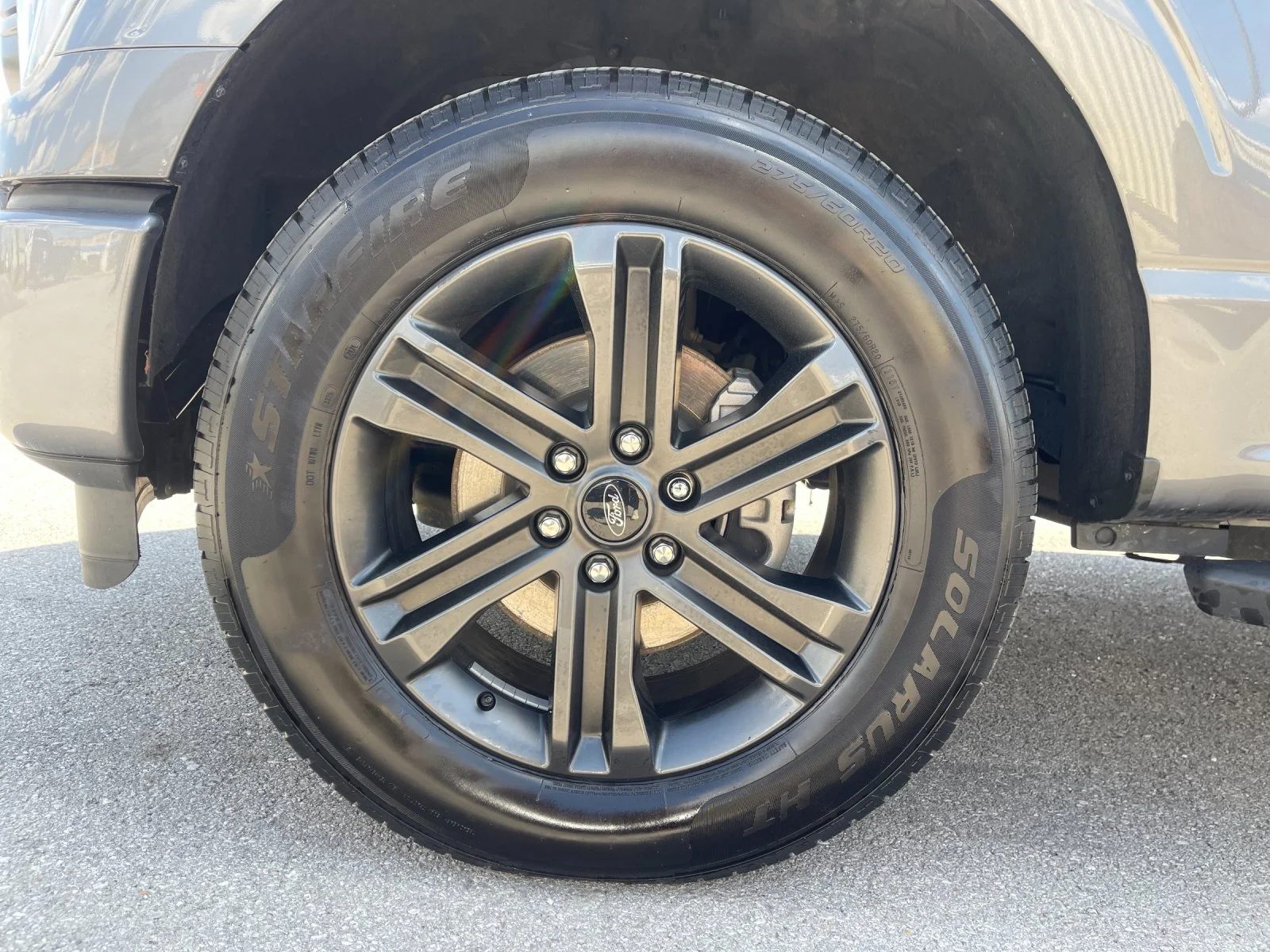 Used 2022 Gray Ford XLT image 31