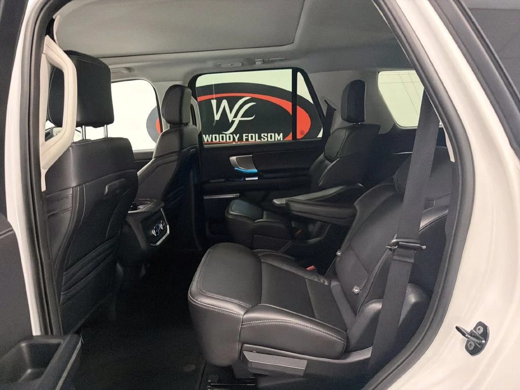 Used 2025 White Ford Platinum image 15