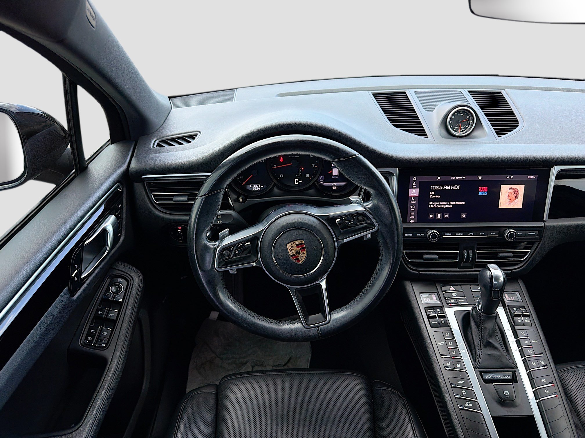 Used 2019 Jet Black Metallic Porsche Base image 17