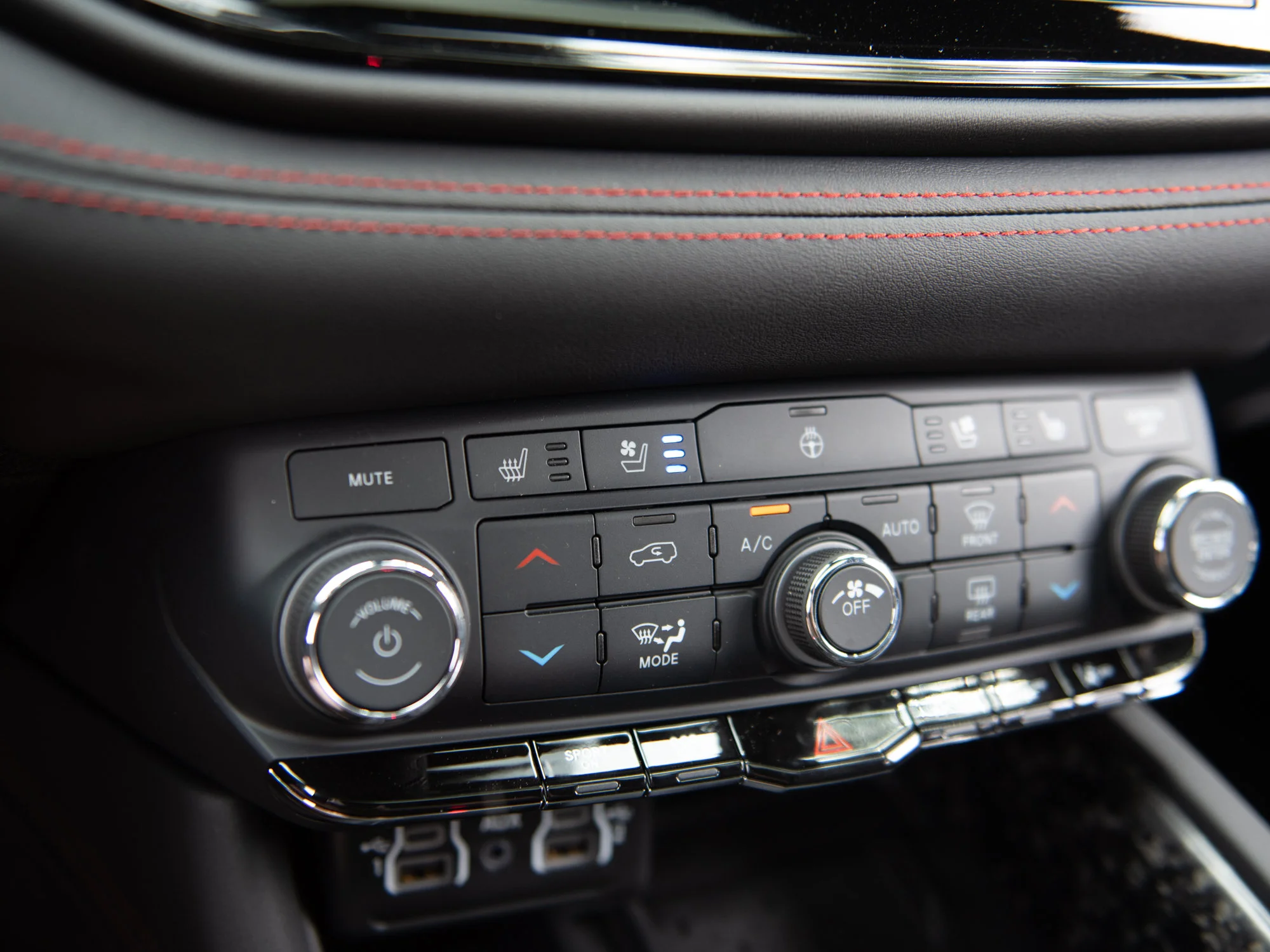 New 2026 Black Dodge GT Premium* HEMI V8 AWD image 20
