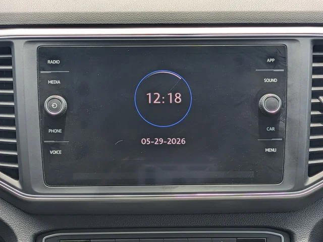 Certified Used 2019 Silver Volkswagen 3.6L V6 SE image 18
