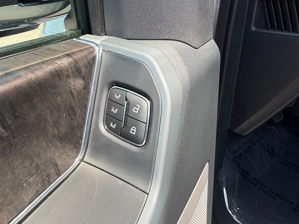 Certified Used 2023 Silver Metallic Ford Lariat image 32