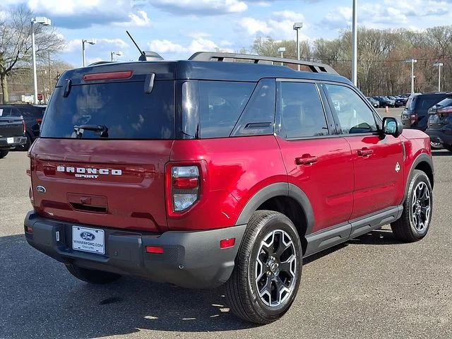 Used 2025 Ruby Red Metallic Tinted Clearcoat Ford Outer Banks image 6