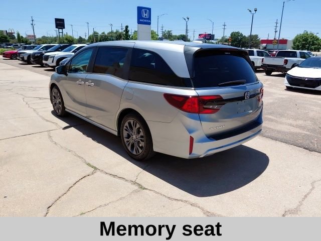 New 2026 Solar Silver Metallic Honda Touring image 7