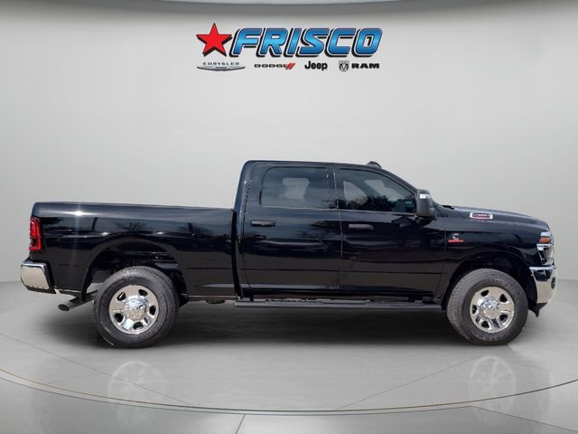 New 2026 Diamond Black Crystal Pearl-Coat Exterior Paint RAM Tradesman image 2