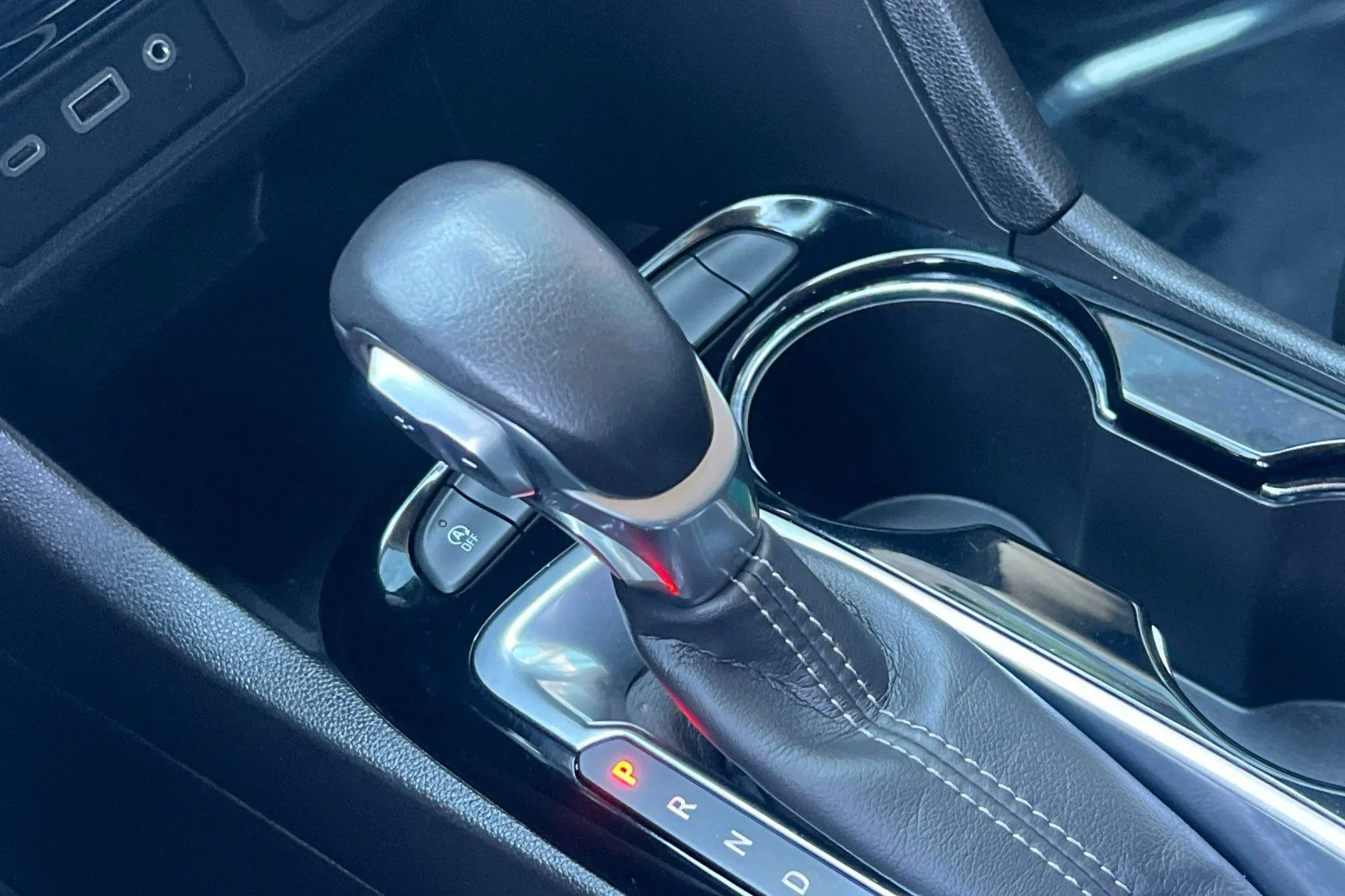Used 2020 Blue Buick Preferred image 19