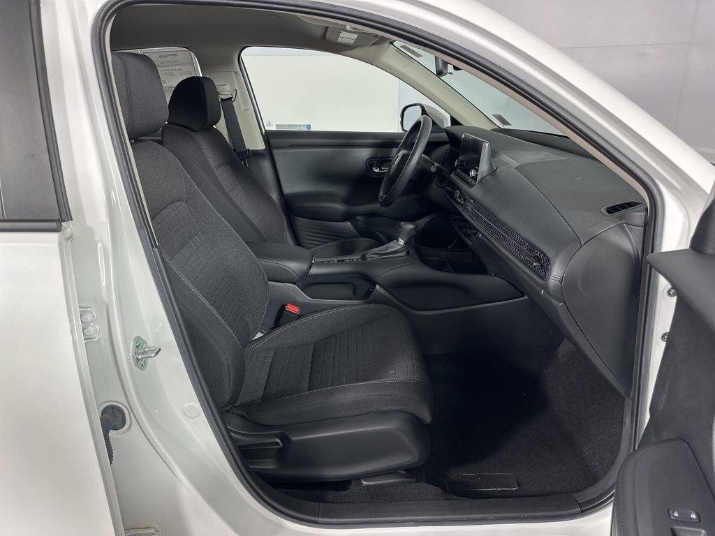 Used 2024 Platinum White Pearl Honda LX image 29