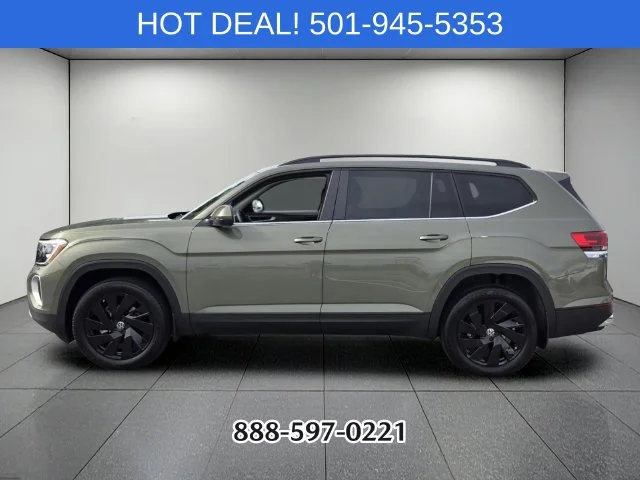 Used 2026 Green Volkswagen SE w/Technology image 2