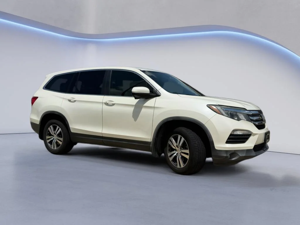 Used 2017 White Diamond Pearl Honda EX-L image 8