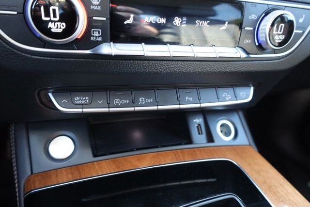 Used 2023 Glacier White Metallic Audi 45 S line Premium image 33