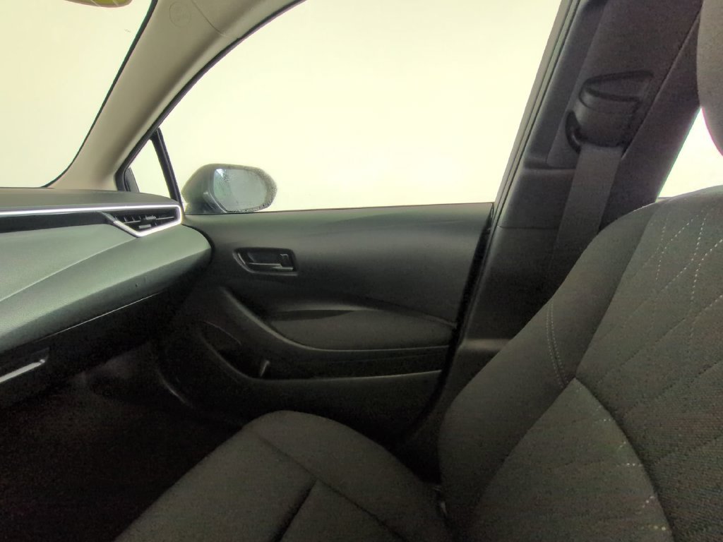 2024 Toyota Corolla LE - Photo 28
