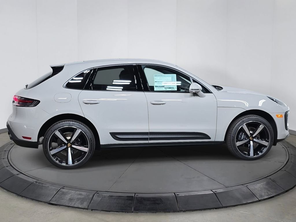 New 2026 Chalk Porsche  image 8