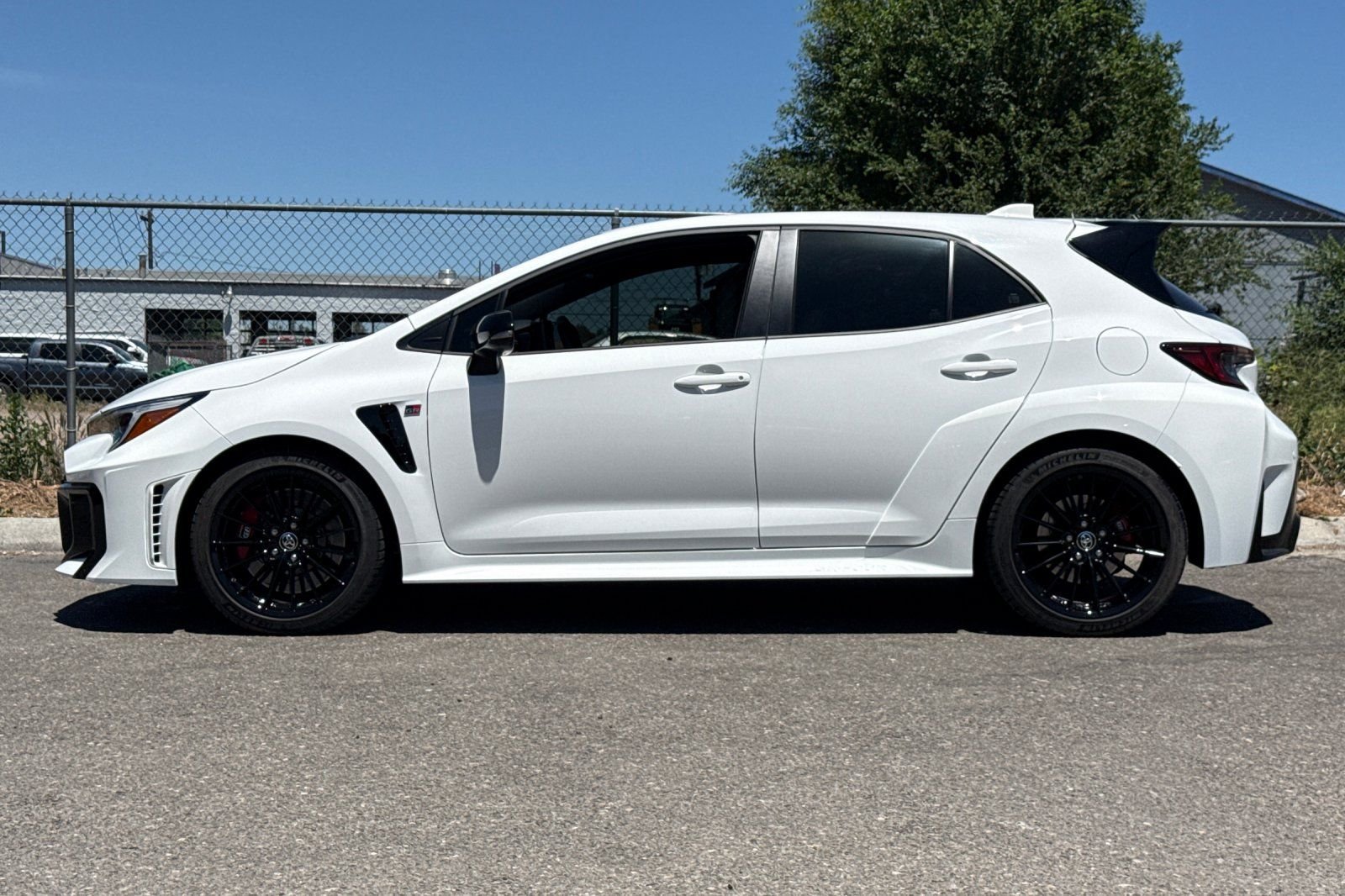 Used 2025 White Toyota Premium image 7