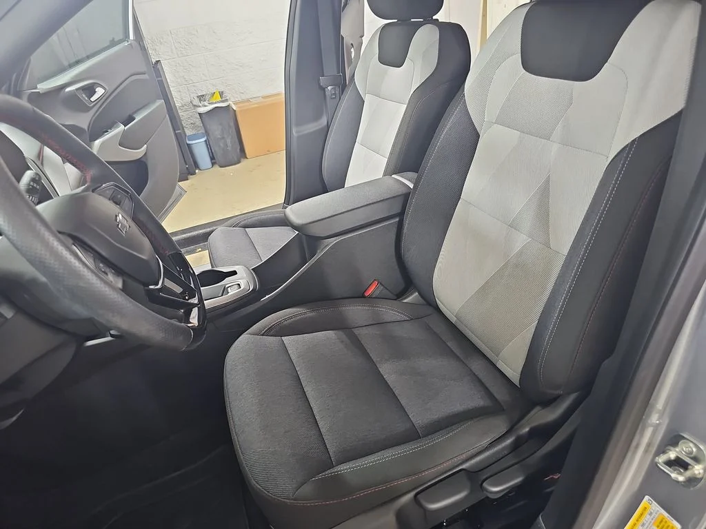 Certified Used 2024 Gray Chevrolet 1RS image 18