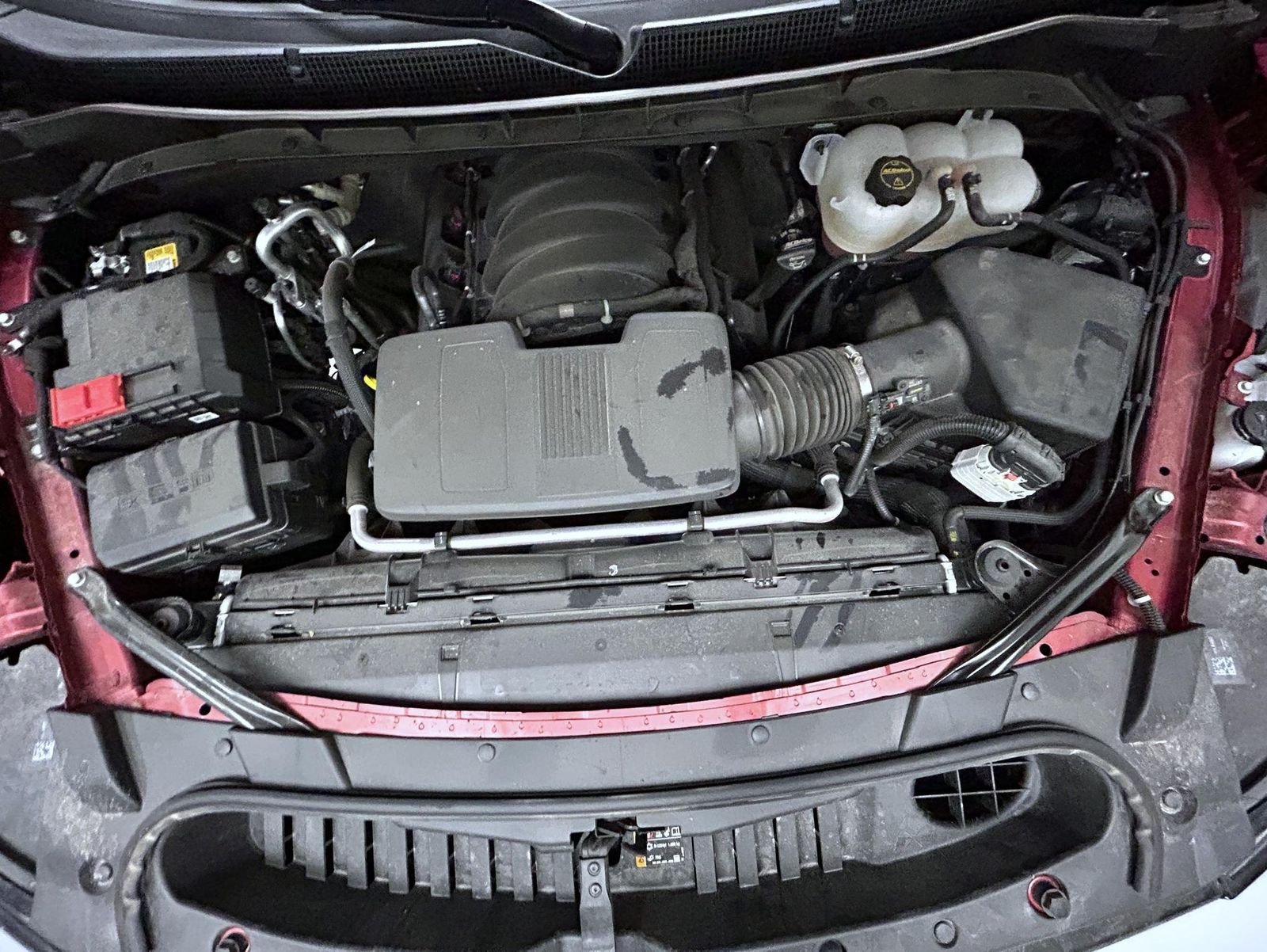 Used 2025 Red Chevrolet LT image 25