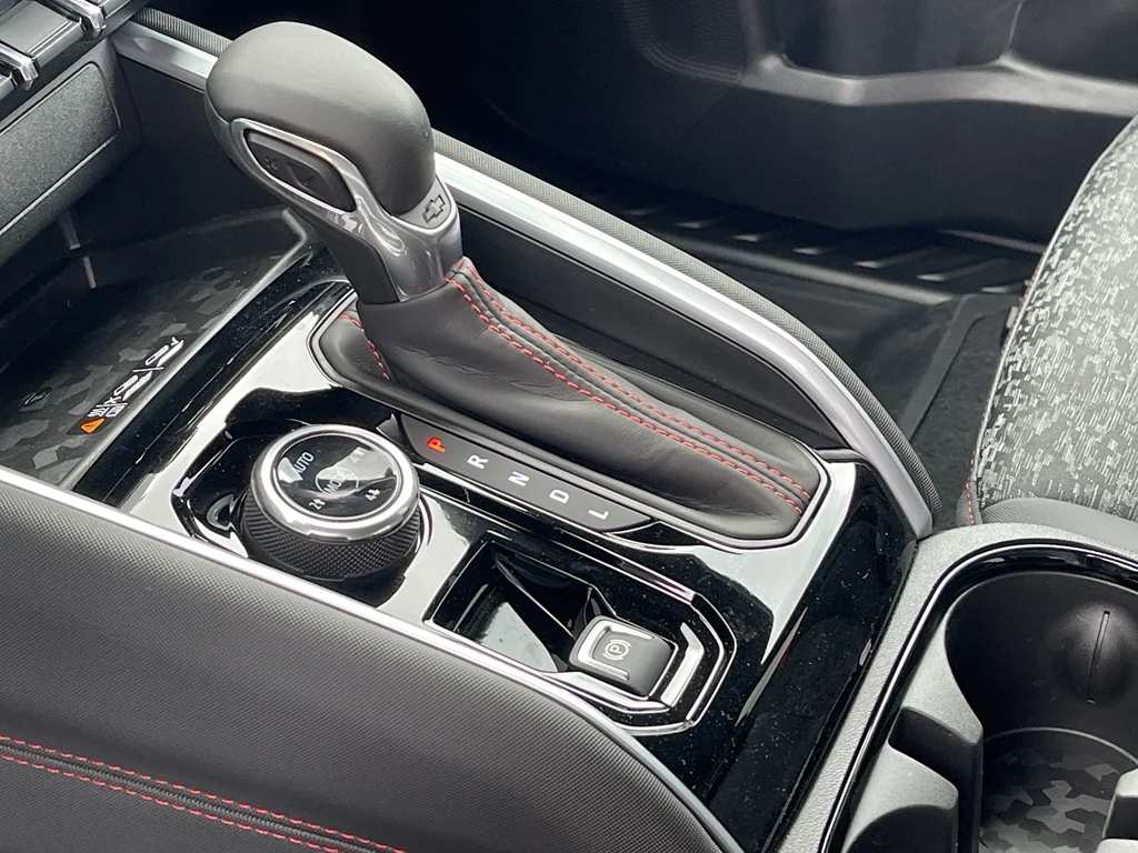 2025 Chevrolet Colorado Z71 - Photo 25