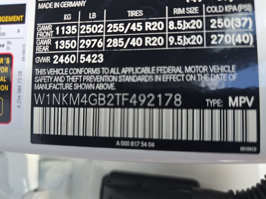 Certified Used 2026 White Mercedes-Benz GLC 300 image 39
