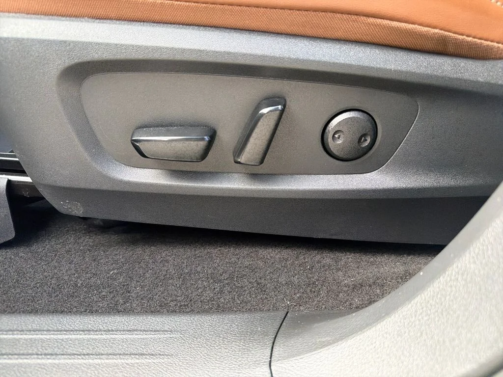 2024 Nissan Pathfinder Platinum - Photo 19