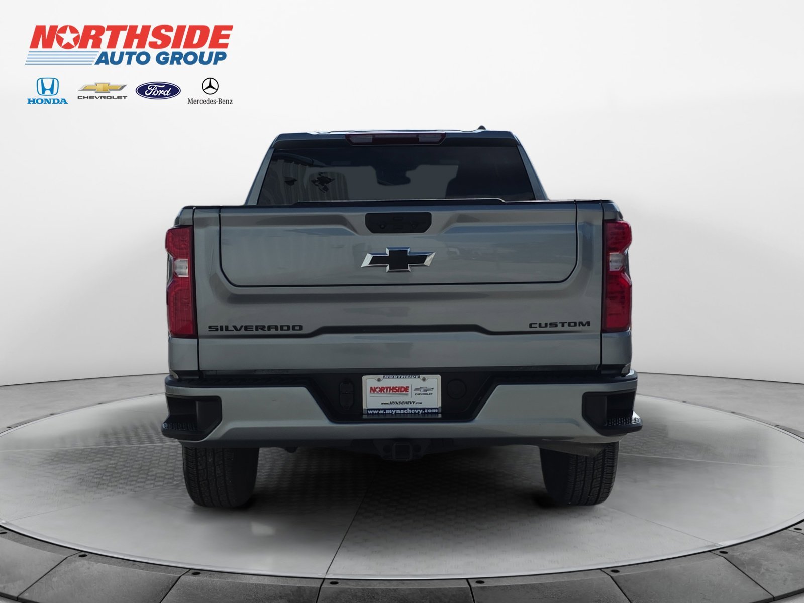 Used 2025 Sterling Gray Metallic Chevrolet Custom image 6