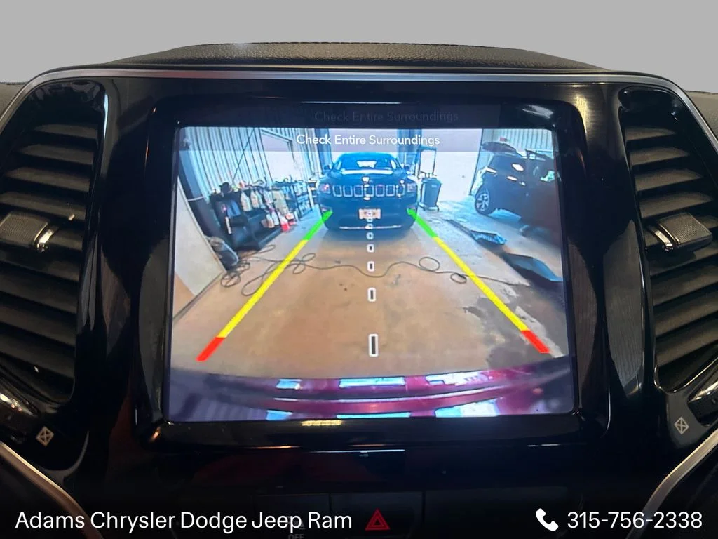 Used 2019 Red Jeep Limited image 20