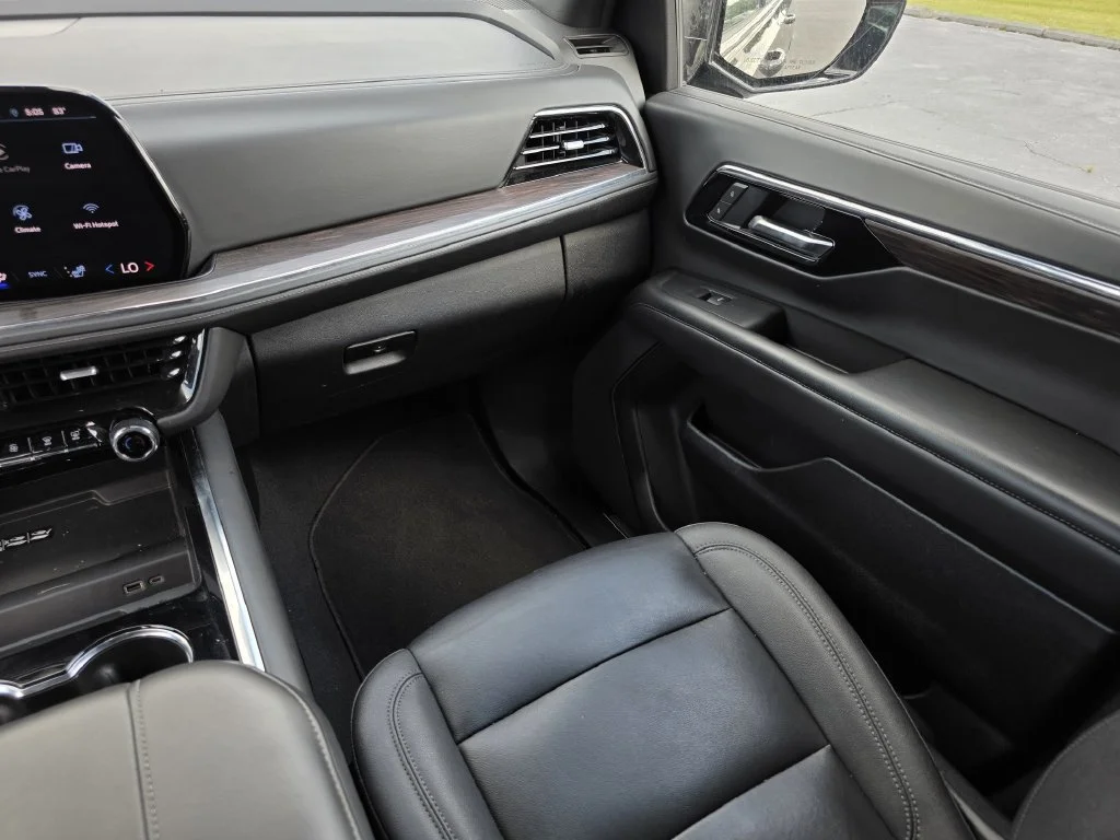 Used 2025 Black Chevrolet LT image 22