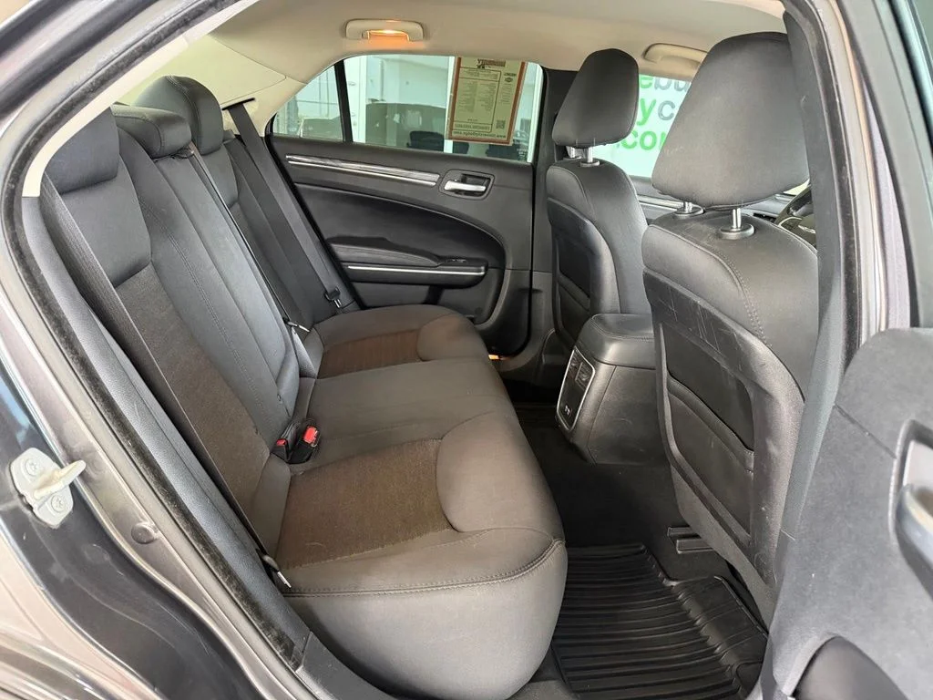 Used 2019 Gray Chrysler Touring image 26