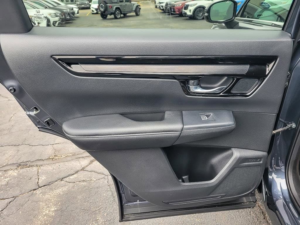 Used 2025 Gray Honda EX-L image 26